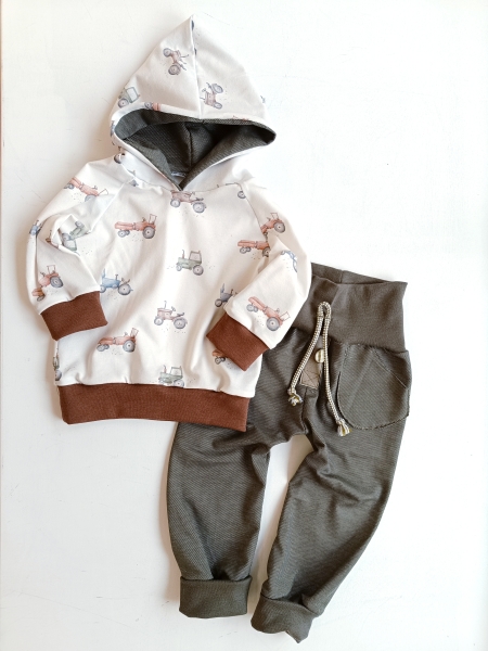 Jersey - Vintage Tractors - creme - by Family Fabrics